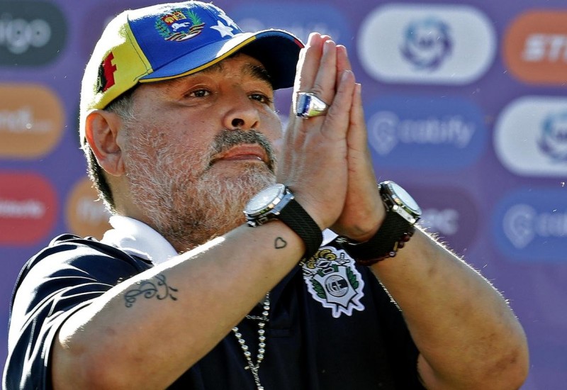 O homem Maradona se foi, mas o mito ficará para sempre