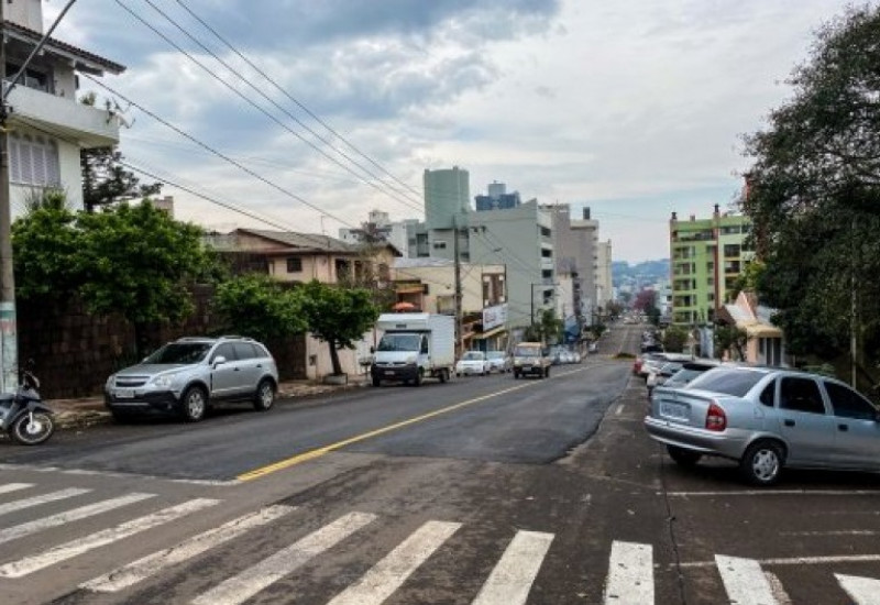 Estacionamento no trecho entre a Padre Aurélio Canzi e Marquês do Herval passará a ser cobrado.  Foto Divulgação/Portal Peperi