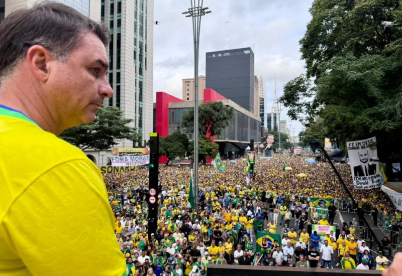Foto: Ascom Flávio Bolsonaro