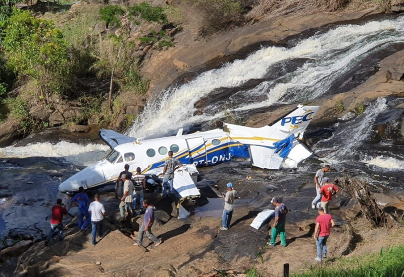 Avião com cantora Marília Mendonça cai em Minas Gerais — Foto: Reprodução
