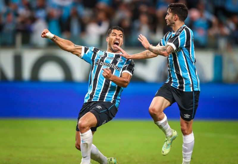 Com Suárez e Villasanti como protagonistas, Grêmio encosta nos líderes (Foto: Lucas Uebel/Grêmio)