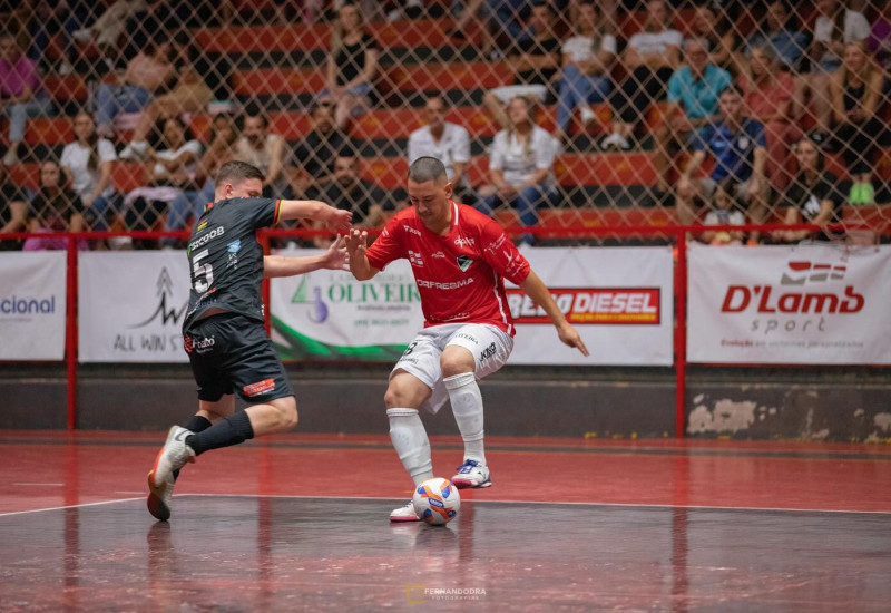 Mais uma grande atuação do ala Gabi (Foto: São Miguel Futsal/Arquivo)