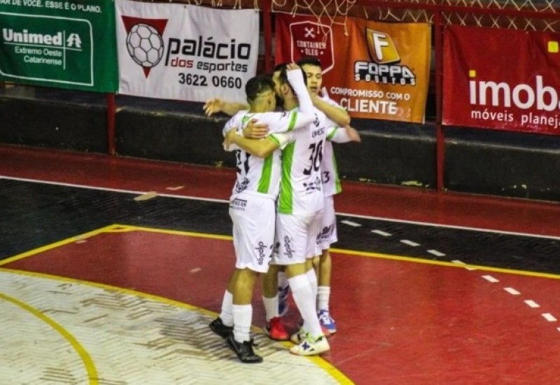 Jogo em que os jovens viraram gigantes em quadra (Foto: São Miguel Futsal/Divulgação)