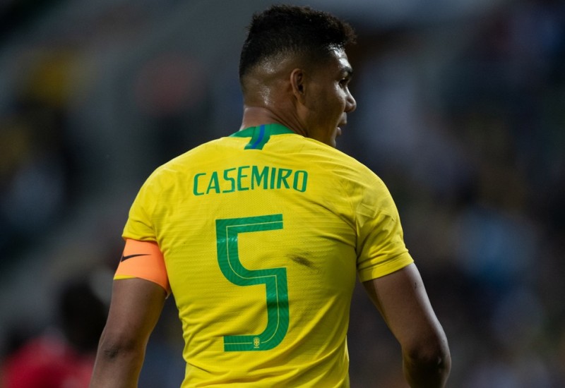 Com 60 convocações e 46 jogos pela Seleção, Casemiro passa a ser o capitão brasileiro