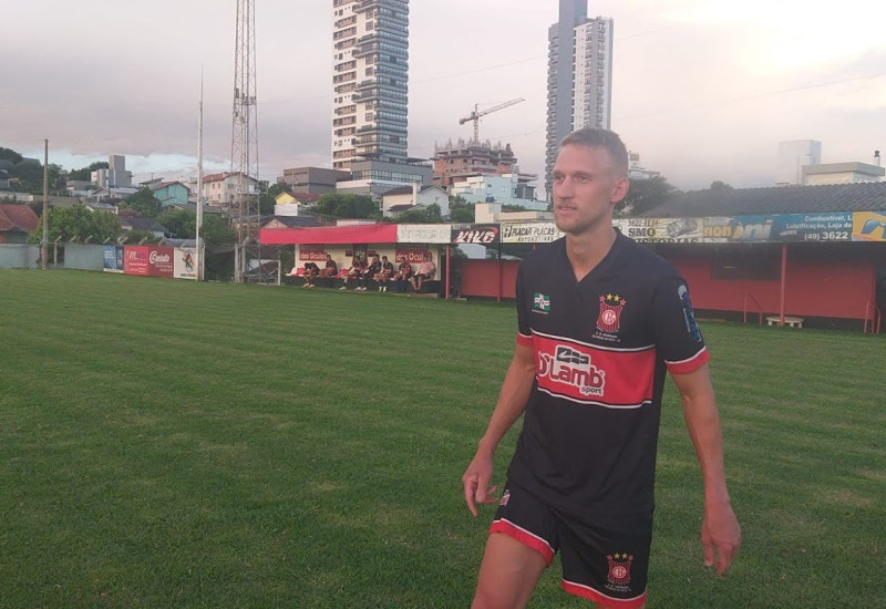 Rafa Mallmann, meio-campista do Guarani (Foto: Sergio Wathier/JRTV)