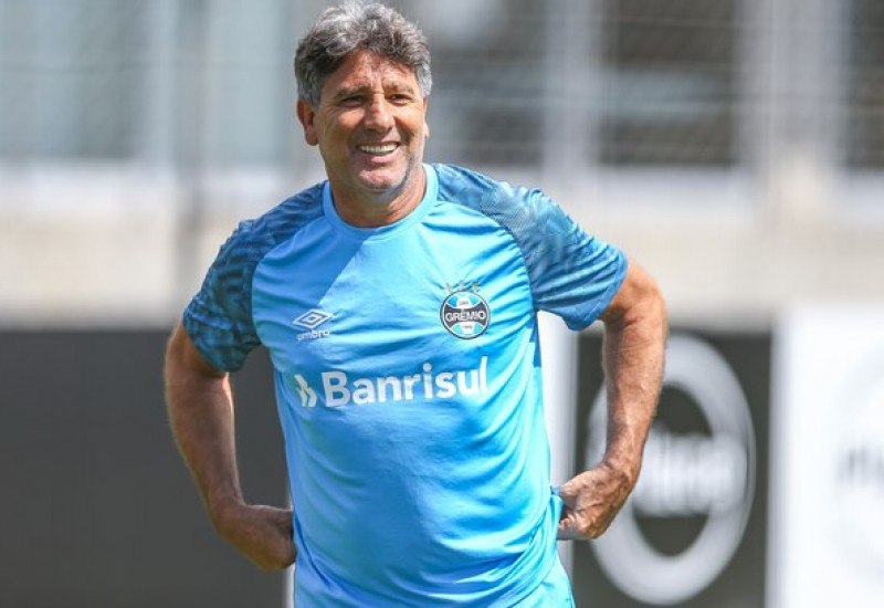  Renato vem sendo lembrado para comandar o Brasil e a Aregentina