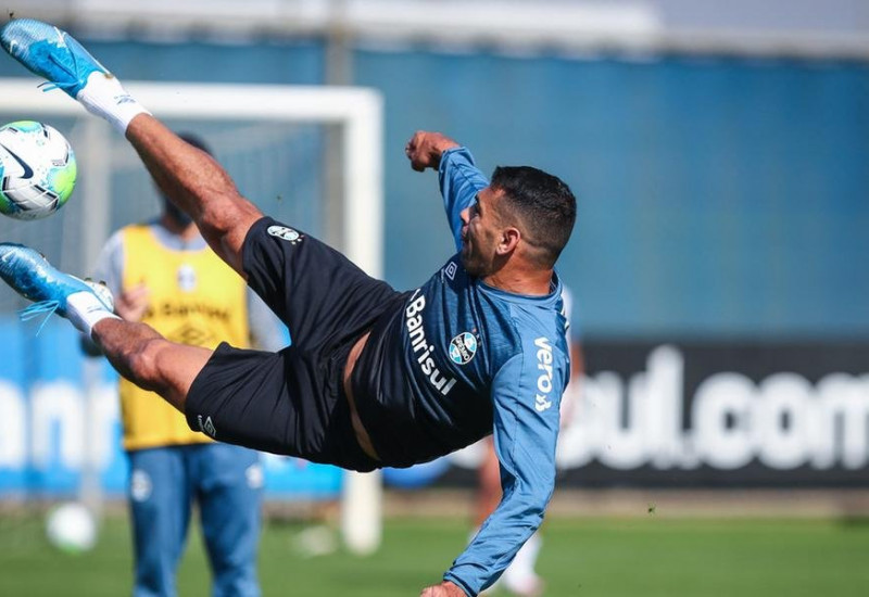 Grêmio de Diego Souza nega clima de revanche contra o rubro-negro carioca | Foto: Lucas Uebel / Grêmio