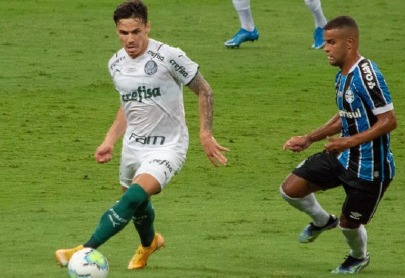 Palmeiras abre vantagem na decisão da Copa do Brasil