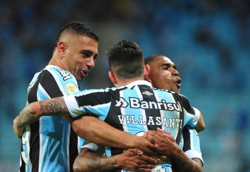 Diego Souza, Douglas Costa e Villasanti anotaram em vitória do Grêmio sobre o Juventude | Foto: Fabiano do Amaral