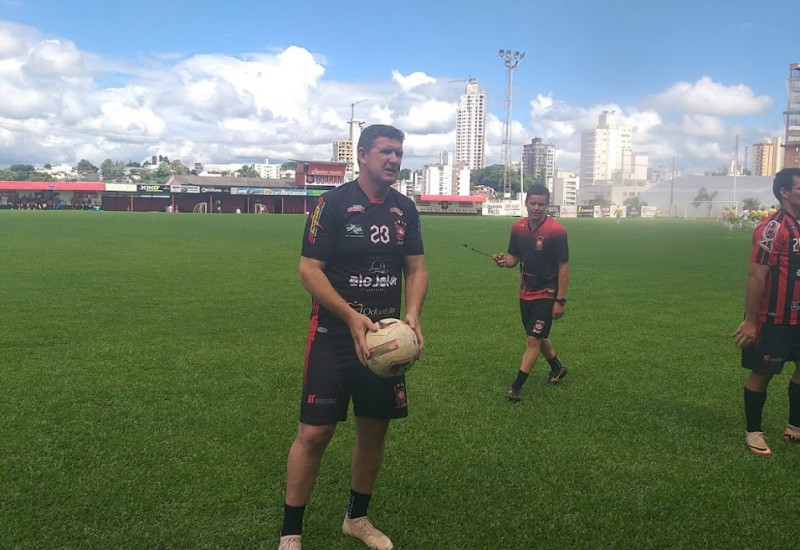 Cesão e Dickel cotados para aparecer no time titular contra o Aliança (Foto: Sergio Wathier/JRTV)