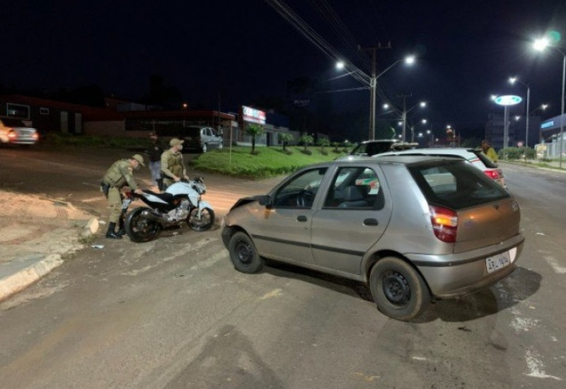 A ocorrência foi atendida pela PM e Corpo de Bombeiros (Foto: Marcos de Lima)