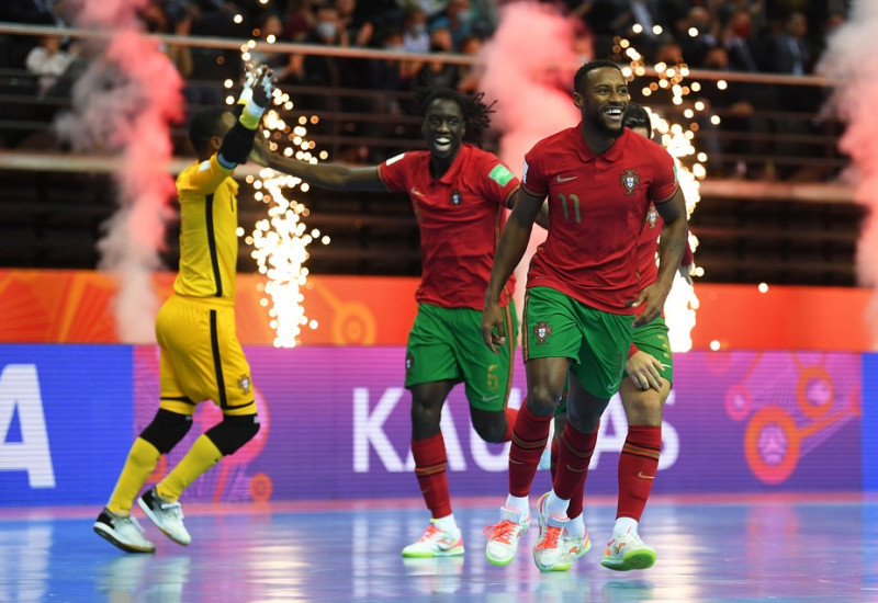 Pany comemora o segundo gol de Portugal — Foto: Oliver Hardt/FIFA