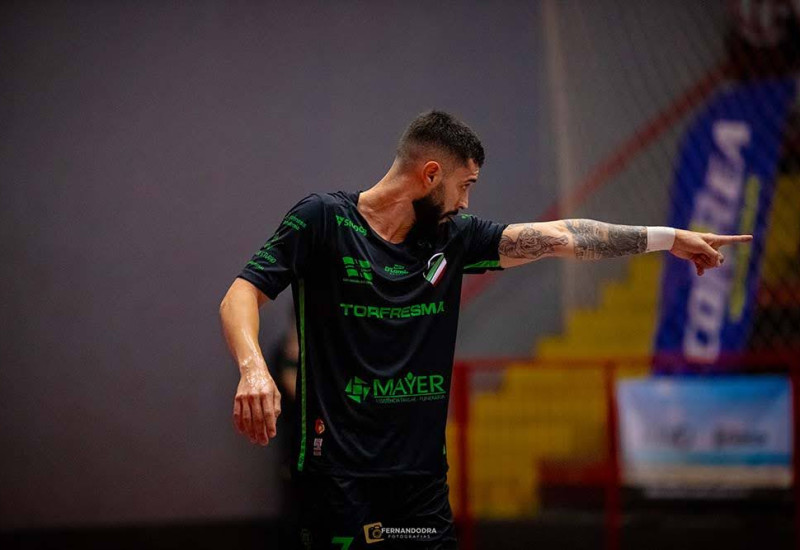 Richard, com 4 gols, foi o artilheiro do São Miguel Futsal (Foto:@fernandodra.fotografias)