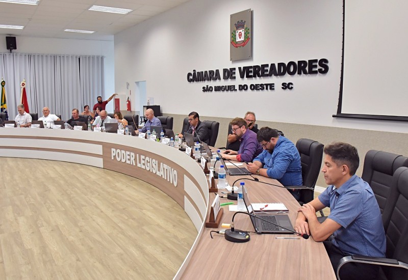 Vereadores aprovaram projetos em primeiro e segundo turnos | Foto: Tiarajú Goldschmidt/Câmara de Vereadores