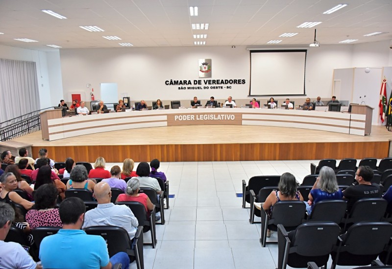 Vereadores aprovaram projeto que institui Programa Antonieta de Barros | Foto: Tiarajú Goldschmidt/Câmara de Vereadores