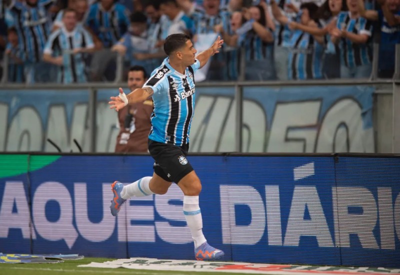 Luis Suárez comemora gol pelo Grêmio — Foto: Divulgação/FGF
