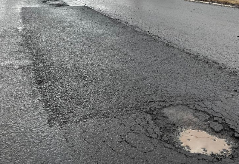 Obras recém executadas na rua Willy Barth já apresentam problemas (Foto: Rudinei Heinle/Peperi)